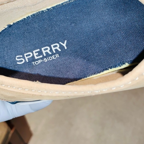 Women Speery Boat Shoes. - Picture 6 of 13